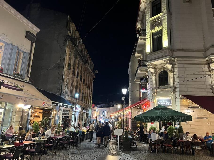 Old City Apartment - Self Check-In Букурещ Екстериор снимка